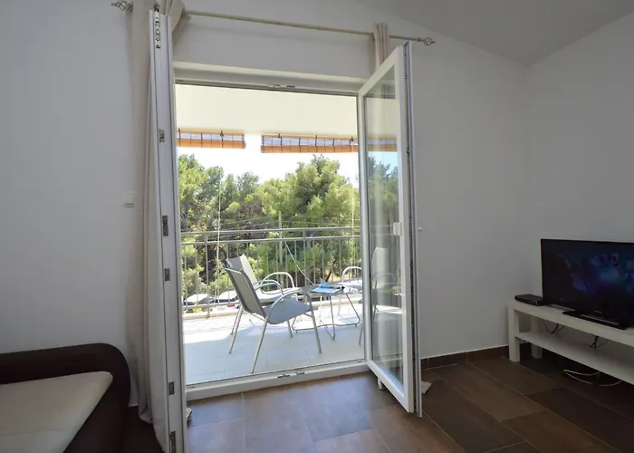 Ivka-2 By Interhome *